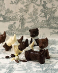 Chien de Pâques garni - Chocolats Colas
