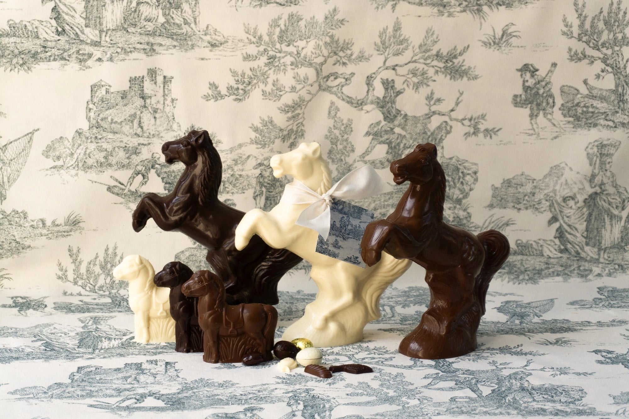 Cheval de Pâques garni - Chocolats Colas