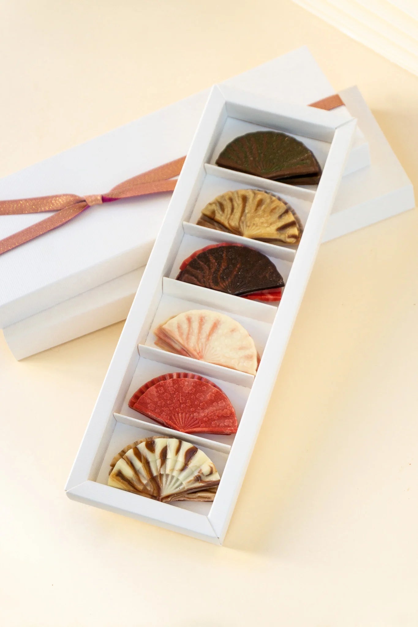 La boite Aux Eventails - Chocolats Colas