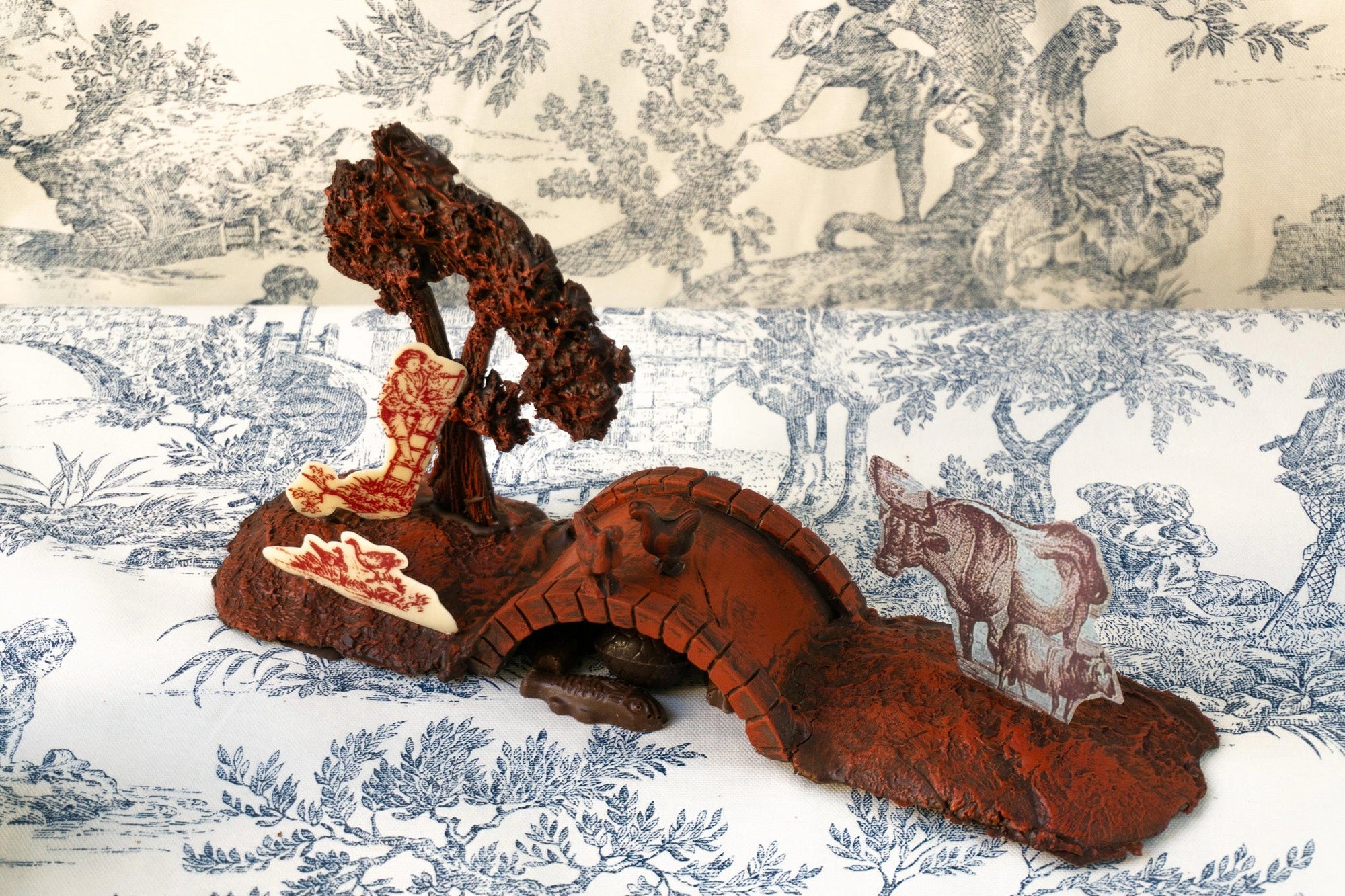 Pont et arbre - Chocolats Colas
